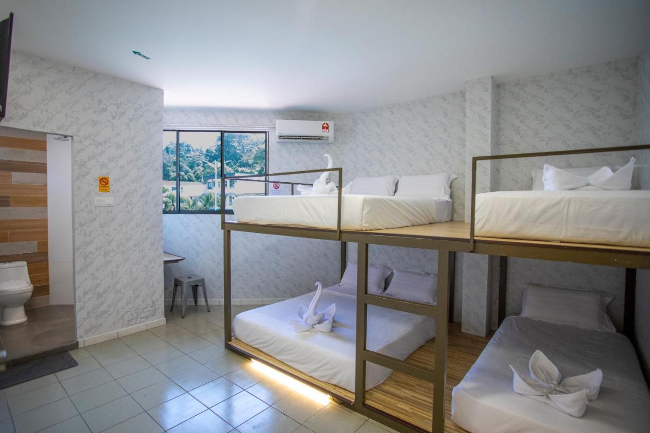 เลซี แคต โฮม Hotel โกตาคินาบาลู ภายนอก รูปภาพ
